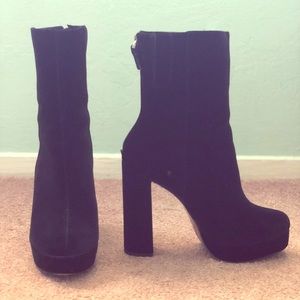Black Velvet Who What Wear boots